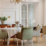 Domaine De Rochebois & Nuxe ホテル