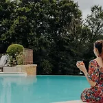 Domaine De Rochebois & Nuxe מלון