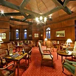 Domaine De Rochebois & Nuxe מלון 4*