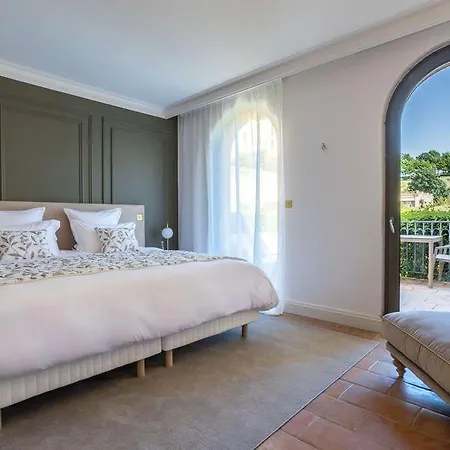 Domaine De Rochebois & Nuxe