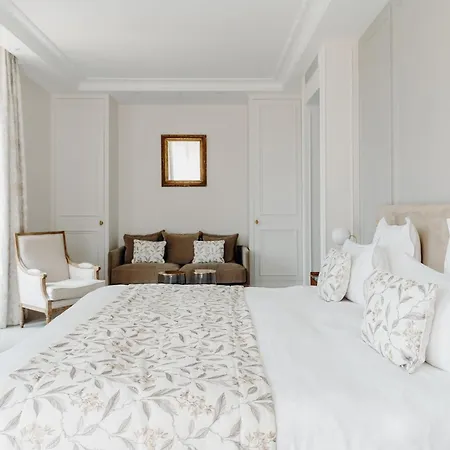 Domaine De Rochebois & Nuxe