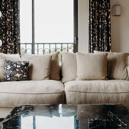 Hotel Domaine De Rochebois & Nuxe