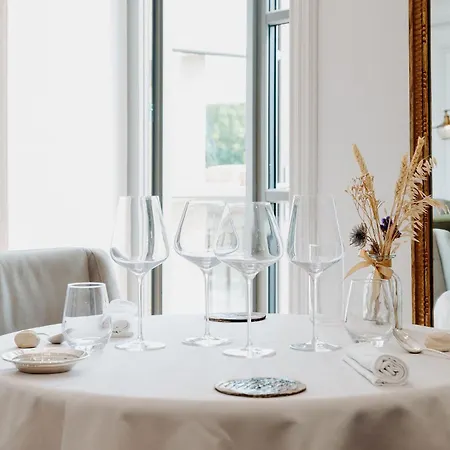 Hotel Domaine De Rochebois & Nuxe