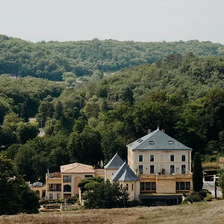 Domaine De Rochebois & Nuxe Hotell 4*