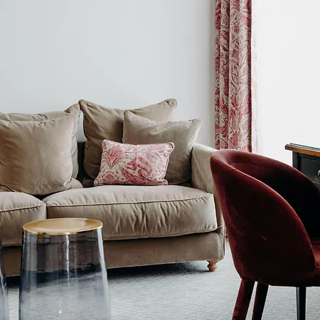 Domaine De Rochebois & Nuxe מלון ויטראק