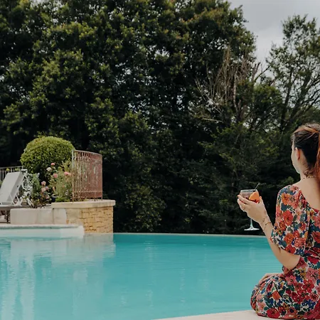 Domaine De Rochebois & Nuxe Otel