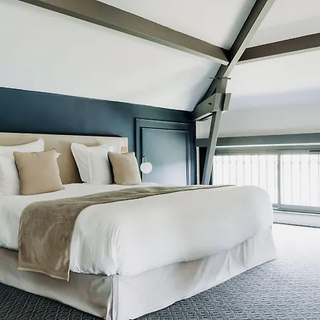 Domaine De Rochebois & Nuxe Otel