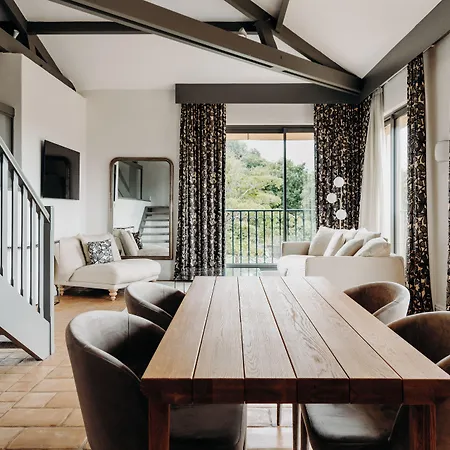 Otel Domaine De Rochebois & Nuxe
