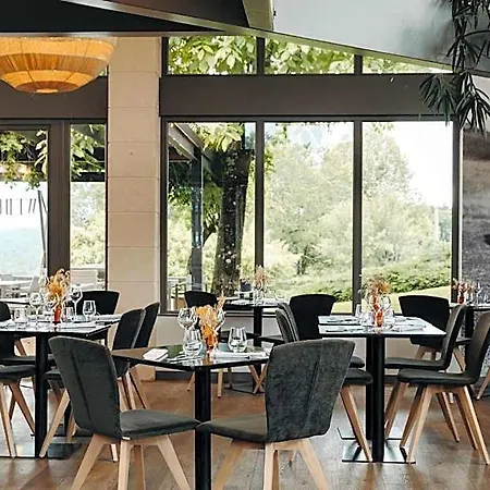 Domaine De Rochebois & Nuxe 4*