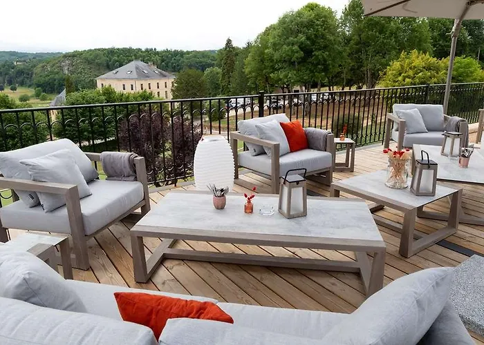 Domaine De Rochebois & Nuxe Hotel