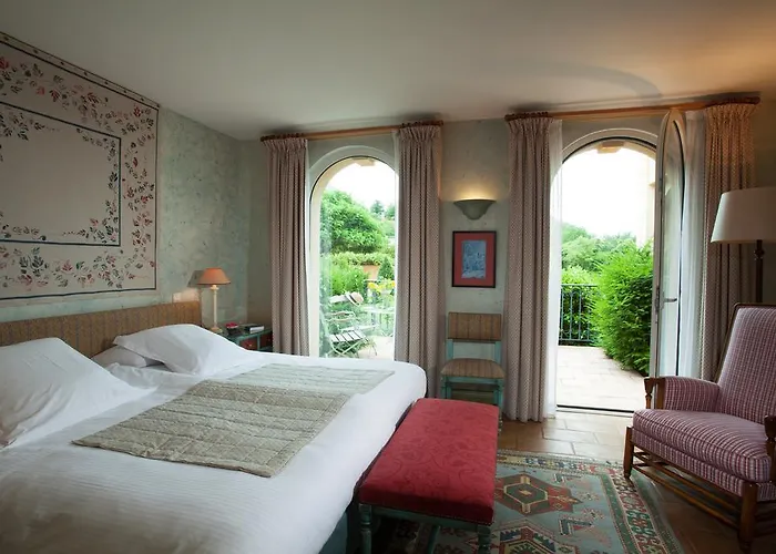 Hotel Domaine De Rochebois & Nuxe 4*